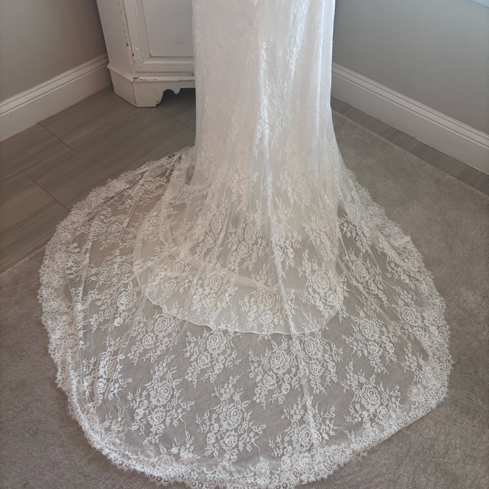 NEW, White Dress, Lace Dress, Wedding Dress, Prom Dress, NWOT Size L/14 - Picture 5 of 9